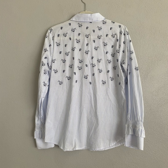 Cabi Button Down Top Size Medium Whitney 5368 Floral Stripe Blue White - Picture 8 of 11